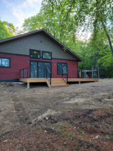 Small Traditional Cedar Deck